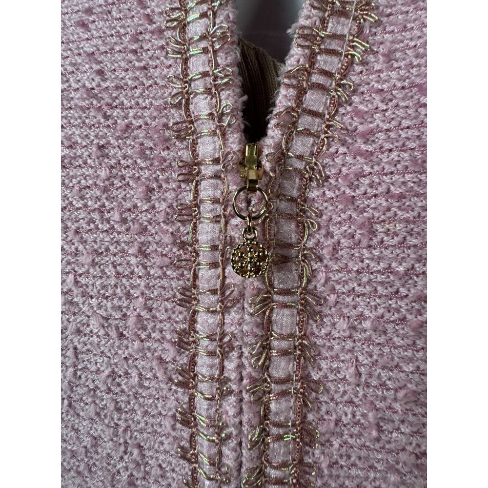 St. John Collection Pink Boucle Knit Jacket W/ Gold Trim Size 2 - Picture 2 of 16